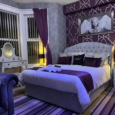 Delovely Hotel Μπλάκπουλ Εξωτερικό φωτογραφία