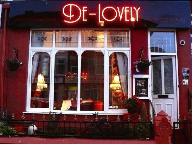 Delovely Hotel Μπλάκπουλ Εξωτερικό φωτογραφία