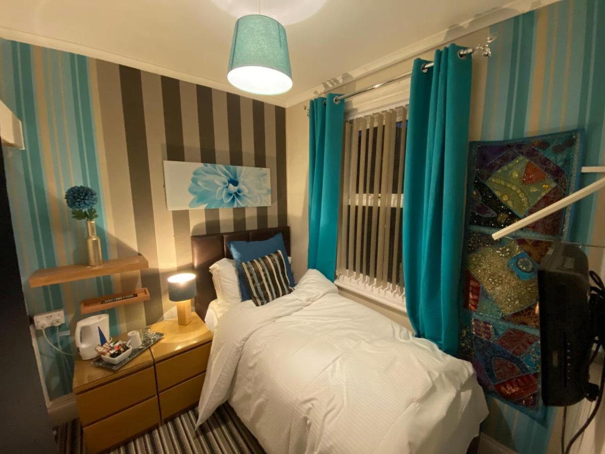 Delovely Hotel Μπλάκπουλ Εξωτερικό φωτογραφία