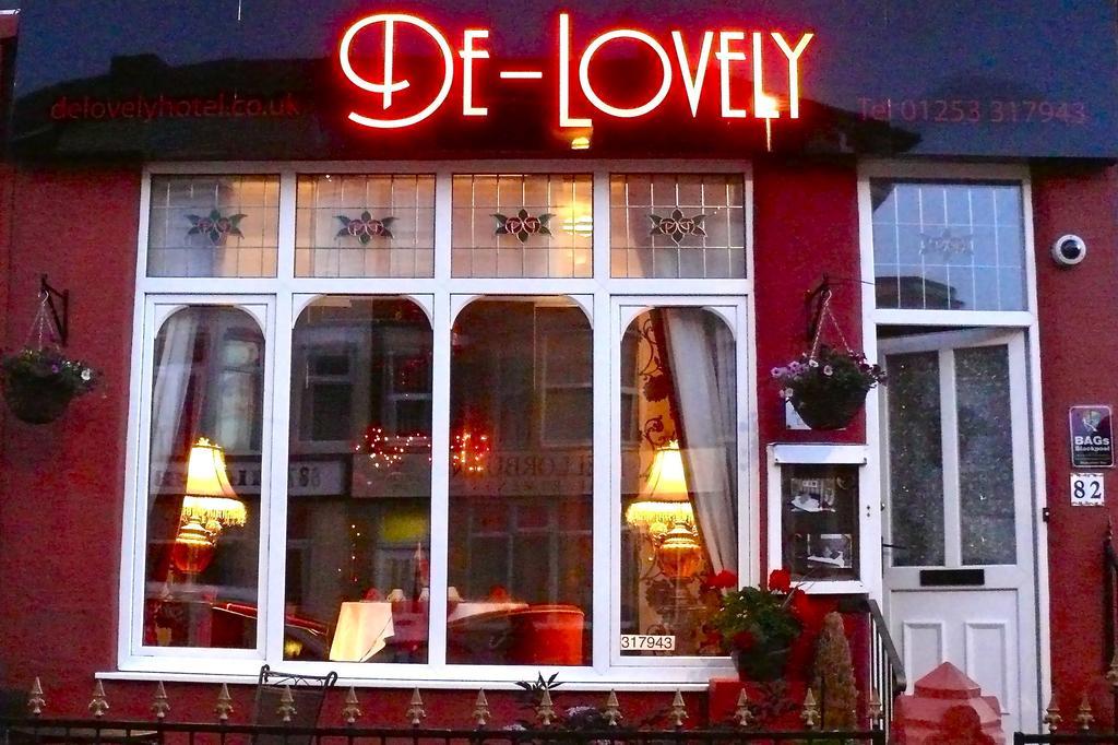 Delovely Hotel Μπλάκπουλ Εξωτερικό φωτογραφία