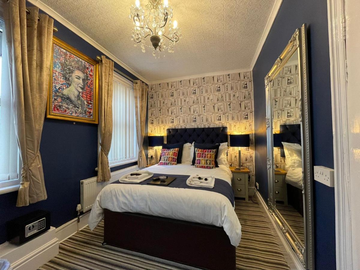 Delovely Hotel Μπλάκπουλ Εξωτερικό φωτογραφία