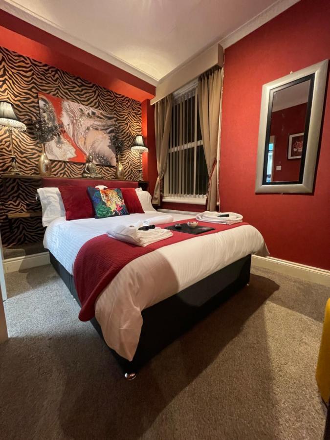 Delovely Hotel Μπλάκπουλ Εξωτερικό φωτογραφία