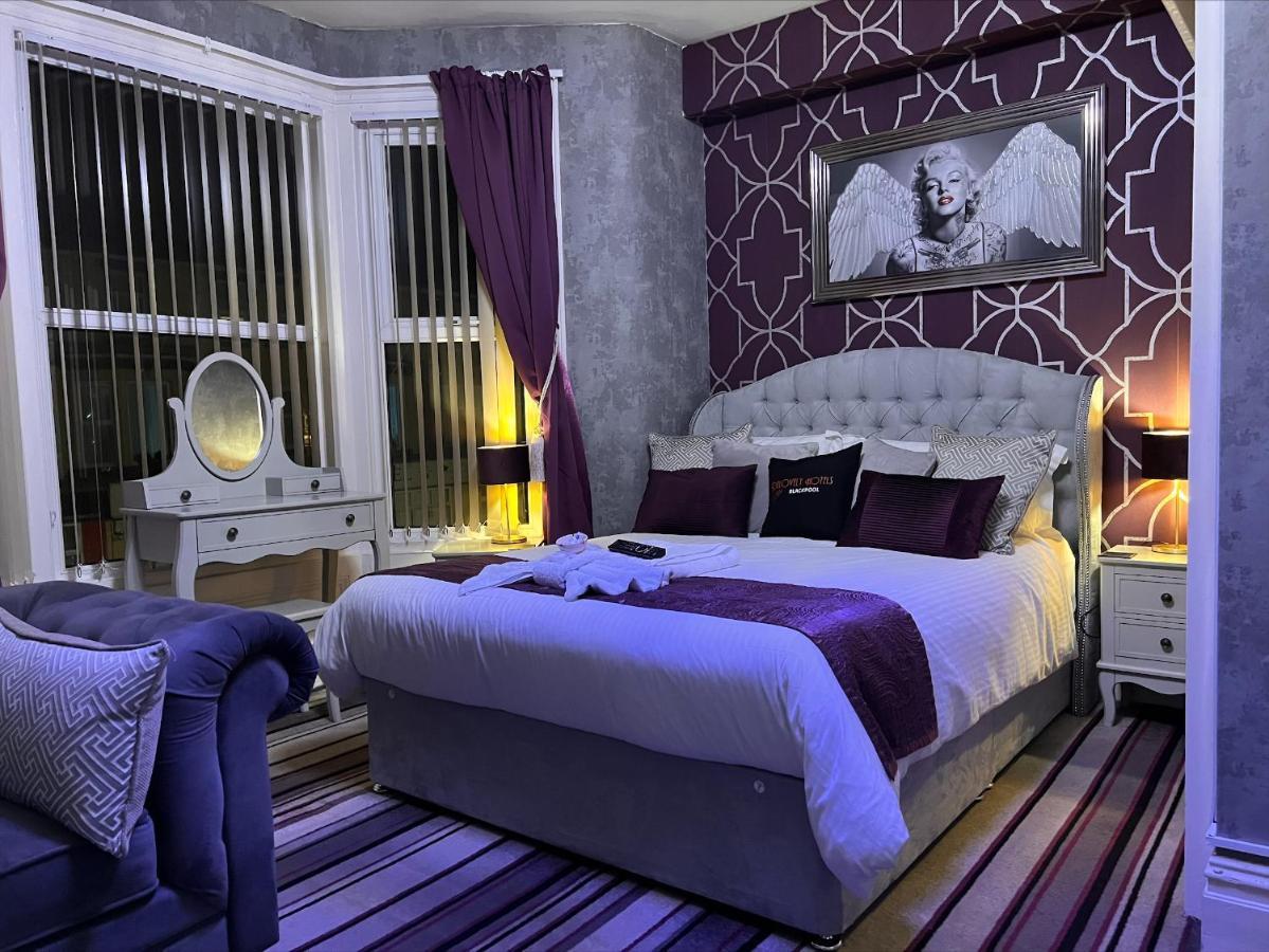 Delovely Hotel Μπλάκπουλ Εξωτερικό φωτογραφία