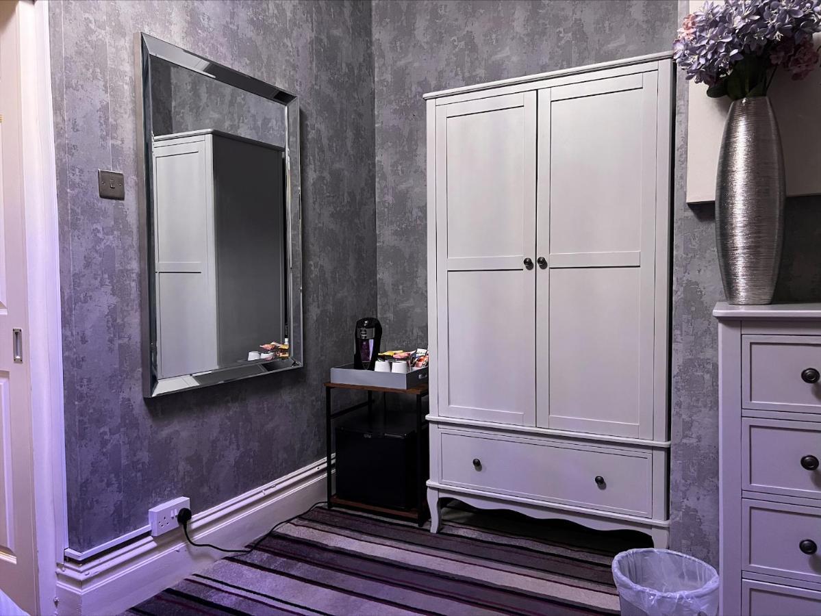 Delovely Hotel Μπλάκπουλ Εξωτερικό φωτογραφία