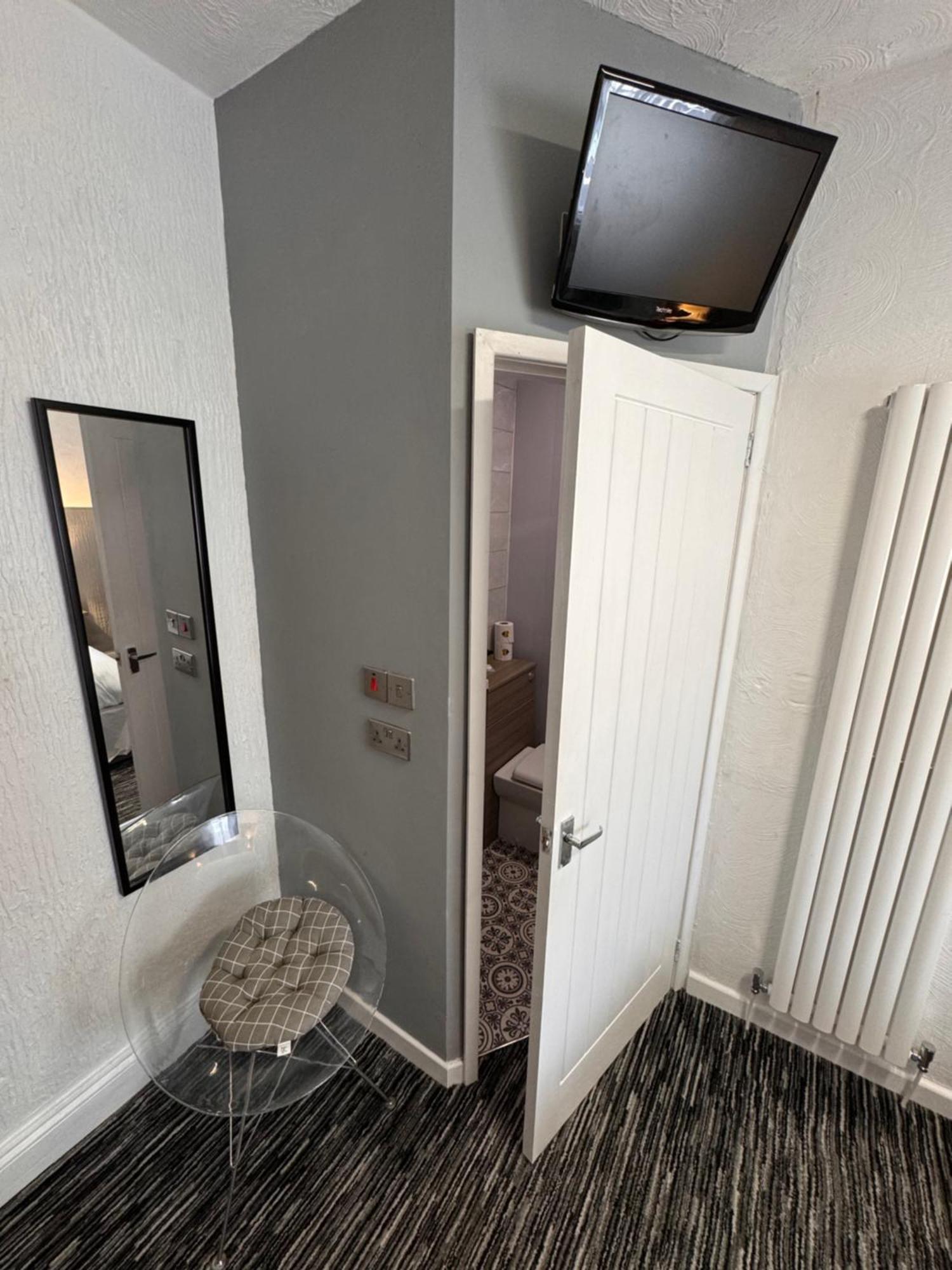 Delovely Hotel Μπλάκπουλ Εξωτερικό φωτογραφία
